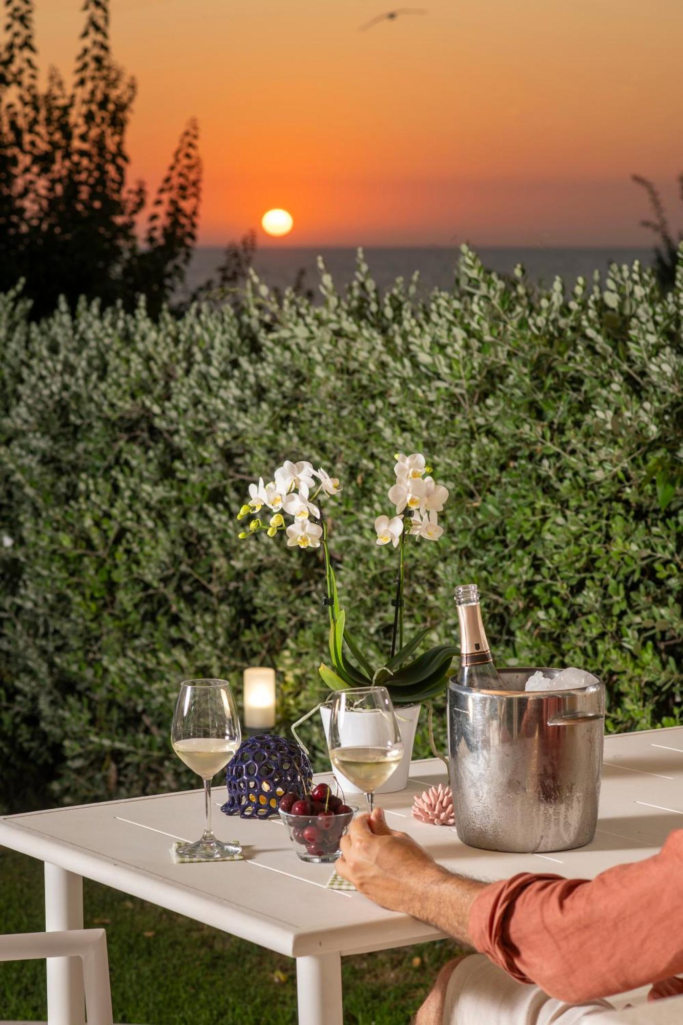 Orablu Executive Villas Forio  Екстер'єр фото